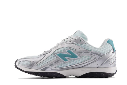 New Balance 204L Light Silver Metallic Silver