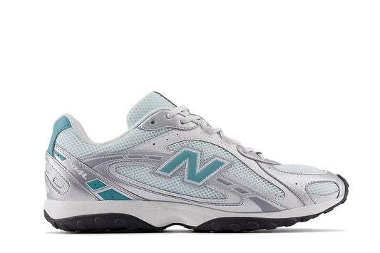 New Balance 204L Light Silver Metallic Silver