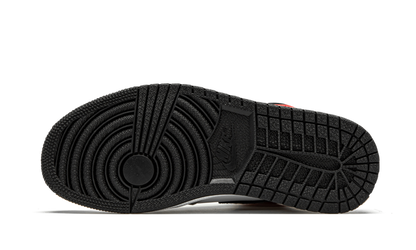 Jordan 1 Retro High Light Smoke Grey