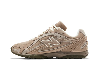 New Balance 204L Mushroom Arid Stone Brown