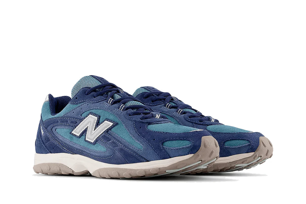 New Balance 204L Navy Salt Water Blue