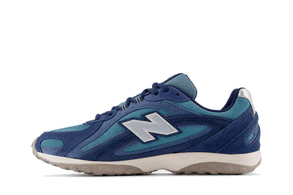 New Balance 204L Navy Salt Water Blue