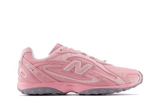 New Balance 204L Pastel Pink