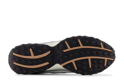 New Balance 204L Silver Metallic Flat Taupe