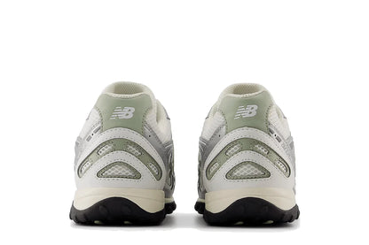 New Balance 204L Silver Metallic Sage Green