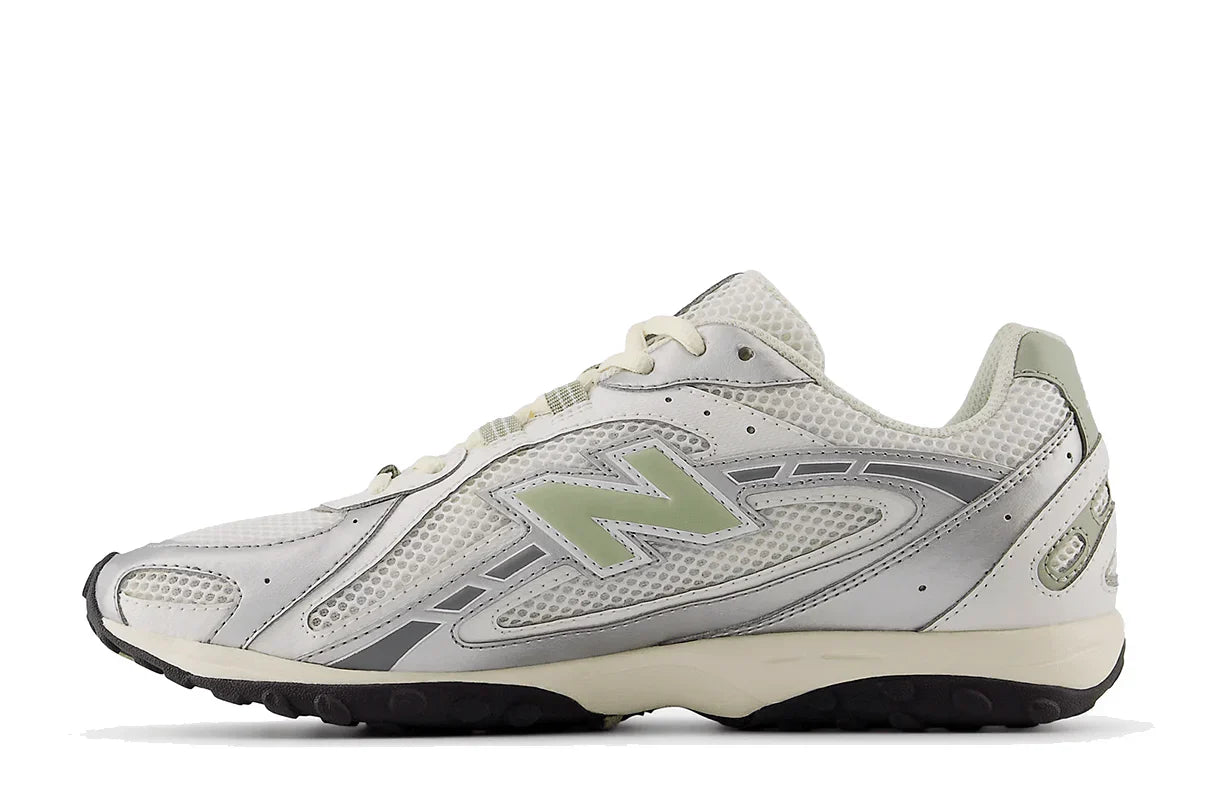New Balance 204L Silver Metallic Sage Green