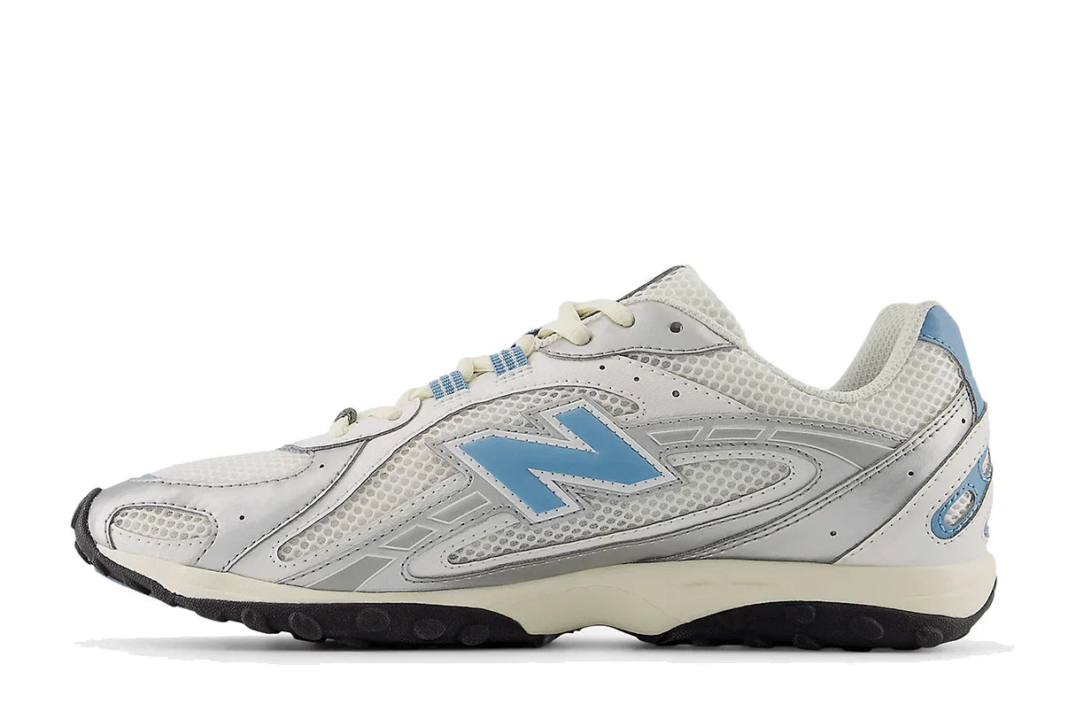 New Balance 204L Silver Metallic Sky